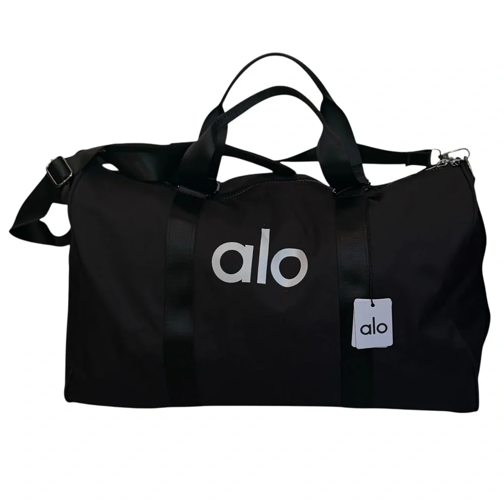 【新品未使用・完全正規品】alo yoga 新品タグ付き バッグ ALO Yoga | Bags | Alo Yoga Black Traverse Duffle Bag | Poshmark